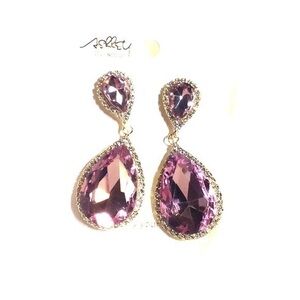 Boutique Pink crystal teardrop gem glam earrings‎ NWT regal coquette